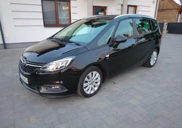 Opel Zafira cena 39500 przebieg: 204000, rok produkcji 2018 z Janowiec Wielkopolski małe 326
